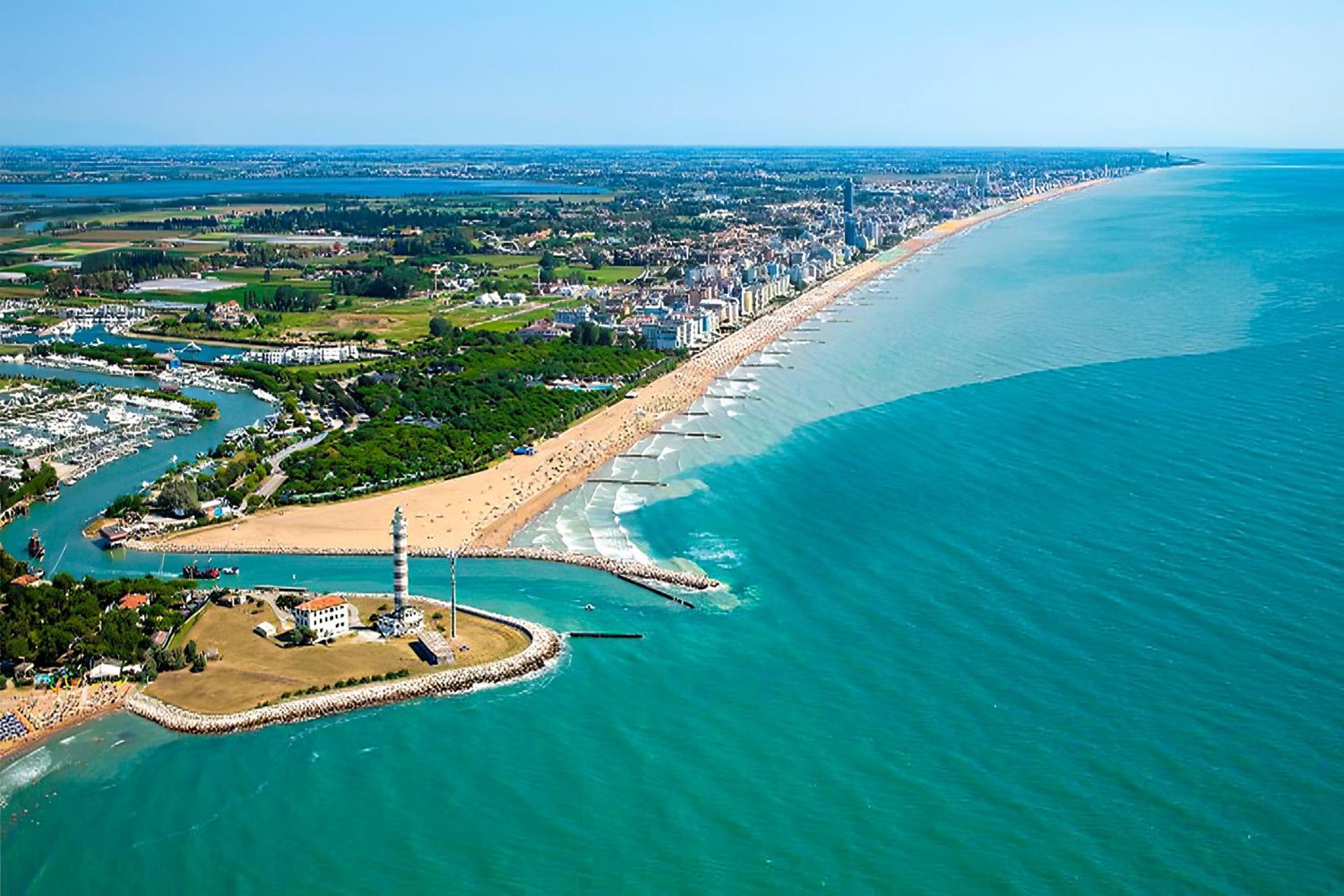 Jesolo Pines Beach House - Host Solution ภายนอก รูปภาพ